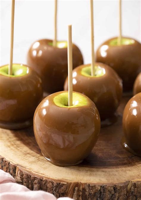 Fall Caramel Apples