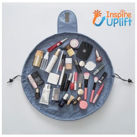 Travel Make up Wrap Bag | Makeup bags travel, Cosmetic storage bags, Travel cosmetic bags
