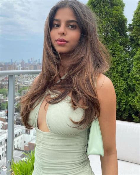 Suhana Khan - Sharukh Khan's Daughter, షారుఖ్ ఖాన్ కూతురు సుహానా ...