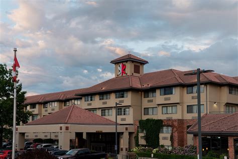 Travelling Kelowna on a Budget: Tips from Kelowna Hotel | Kanata Inns