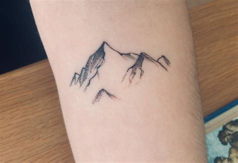 101+ Mountain Tattoo Ideas You Need To See! - Outsons