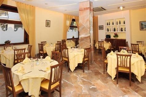 Hotel Tourist Sorrento - Restaurant