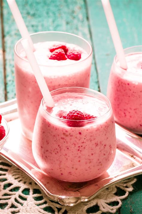 17 Best Protein Milkshakes to Fuel Your Day - Insanely Good