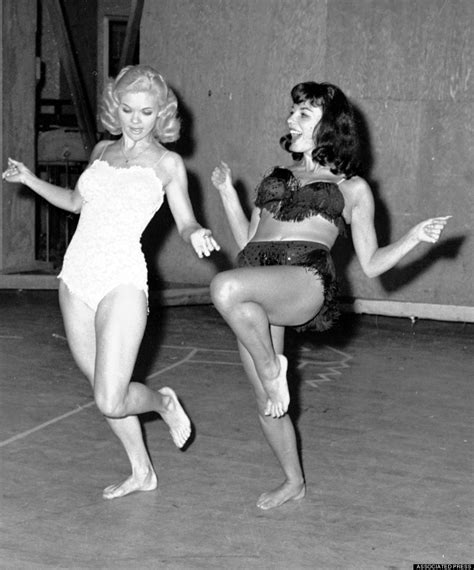 24 Amazing Photographs of Burlesque Dancers in the 1950s ~ Vintage Everyday