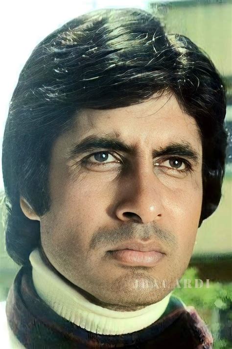 Pin de RAY em Amitabh Bachchan