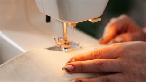 What Is A Long Arm Sewing Machine - Sewing place!