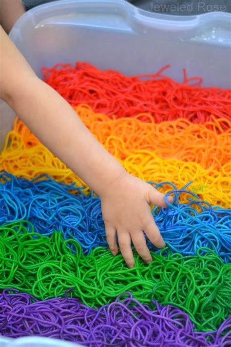 Awesome DIY Sensory Activities and Toys to Stimulate Your Child’s Creative Senses