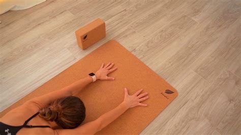 Top 7 Benefits of Cork Yoga Mats (AVOID These) | Pureful Yoga