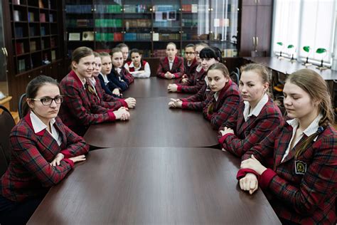 Daddy’s girls: Life at the Russian Defense Ministry's boarding school - Russia Beyond