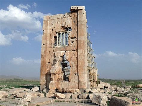 Tomb of Cambyses II Photo Gallery - Iran Travel and Tourism