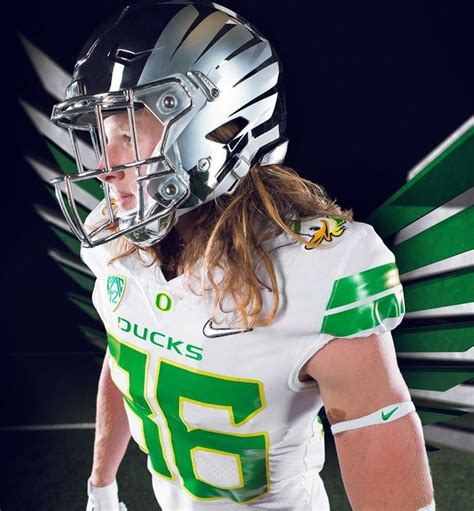 Oregon Ducks to wear white and green uniforms with chrome wings for ...