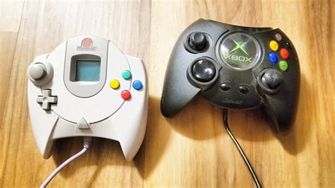 Dreamcast controller and Xbox duke controller look very similar. In ...