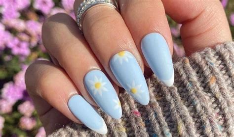 20 Amazing Light Blue Nails Design Ideas Perfect for Summer 2023