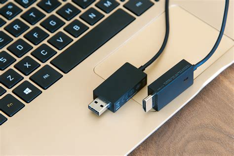 Microsoft Wireless Display Adapter V2 Review | Digital Trends