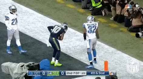 Touchdown Dance GIFs - Find & Share on GIPHY