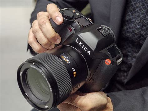 Photokina 2018: hands-on with the Leica S3: Digital Photography Review