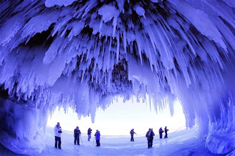 ice sickle cave - Google Search | Lago superior, Grandes lagos, Vale do ...