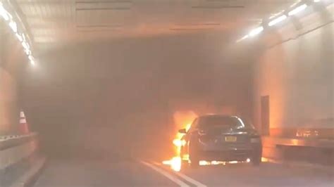 Car bursts into flames inside Holland Tunnel; no injuries reported ...