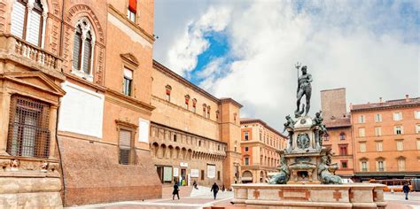 Piazza Maggiore, Bologna - Book Tickets & Tours | GetYourGuide