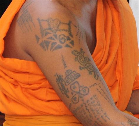 Tattoo on Thai Buddhist Monk | Tattoo Designs, Tattoo Pictures