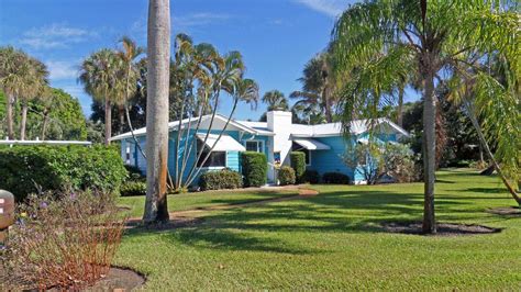 Historic Stuart Pool Home on Large Lot Reduced ⋆ Stuart Florida Real Estate