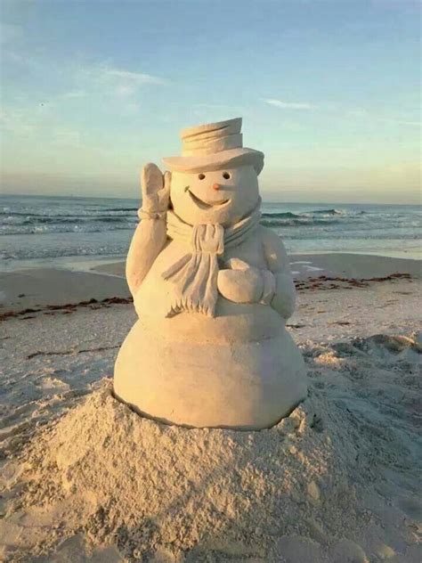 Merry Christmas from the beach! | Sand snowman, Sand sculptures, Christmas