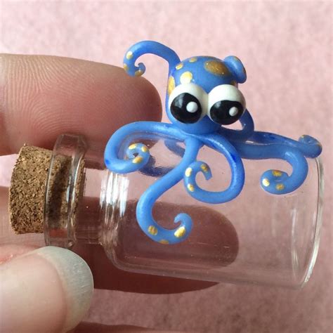 Gold Spotted Baby Octopus Treasure Keeper | Baby octopus, Polymer clay creations, Clay creations