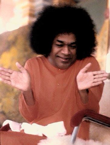 Hari Om Namo Narayana – Beautiful Reflections – Sathya Sai Baba Photos