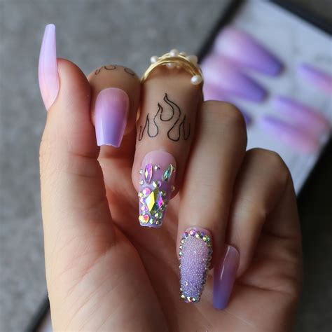 Chiêm ngưỡng mẫu ombre nails lavender được yêu thích nhất