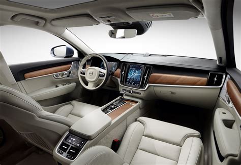 Interior cockpit Volvo S90/V90 blond - Volvo Cars Global Media Newsroom