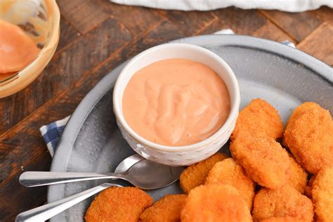 BEST Chicken Nugget Dipping Sauce (Chick-Fil-A Sauce Copycat!)