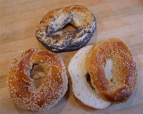 Montreal-style bagel