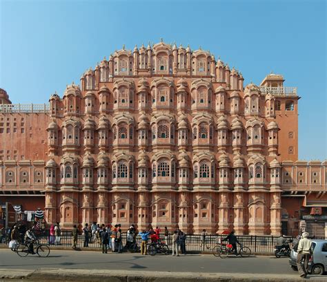 Hawa Mahal in Jaipur | HISTORY OF INDIA