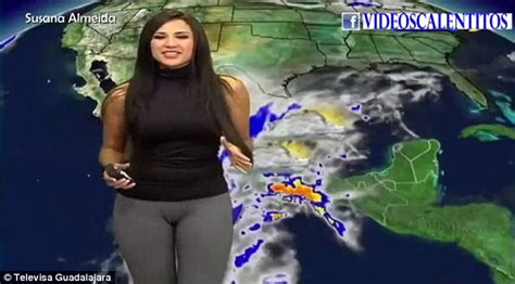 Weather girl Susana Almeida has unfortunate wardrobe malfunction live on air | Daily Mail Online