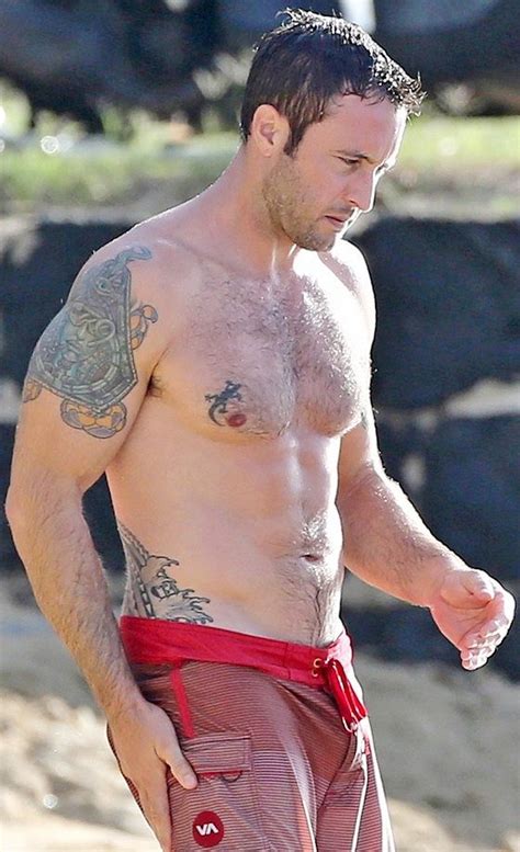 ♥♥♥ Alex O'Loughlin - REALLY nice views of the tattoos | Alex o'loughlin, Shirtless, Alex ...