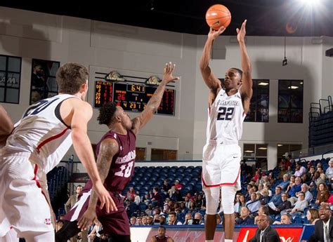 Samford basketball breezes to 98-51 home victory against TU in non ...