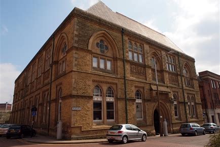 Blackburn Museum & Art Gallery - Arts, Crafts & Galleries in Blackburn ...