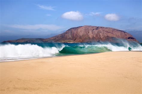 The Best Beaches In Lanzarote | Lanzarote, Canary islands spain, Canary islands