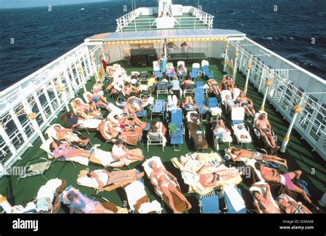 Cruise Ship Upper Deck - Cruise Gallery