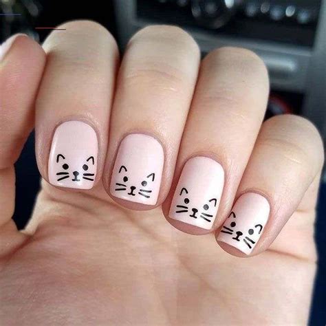 Einzigartige Cat Nails Designs für Sie - Madame Friisuren | Cat nail designs, Minimalist nail ...