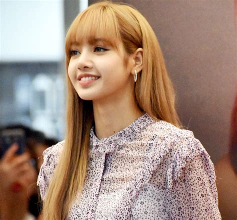 BLACKPINK's Lisa, a unique 'MONEY' - Kbopping