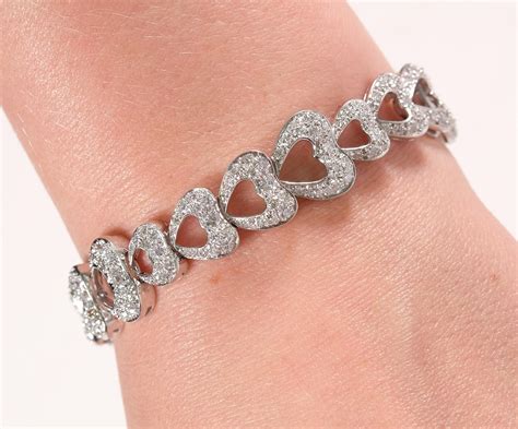 Lot - Chaumet Platinum 9 ctw Pave Diamond Heart Bracelet