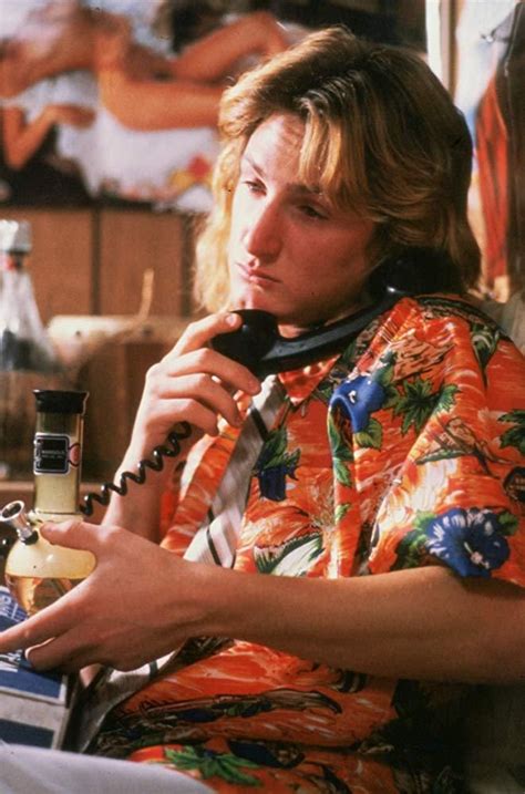 Sean Penn / Fast Times at Ridgemont High (1982) | Fast times, Movies, Movie photo