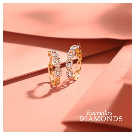 Details 79+ everyday diamond earrings latest - 3tdesign.edu.vn