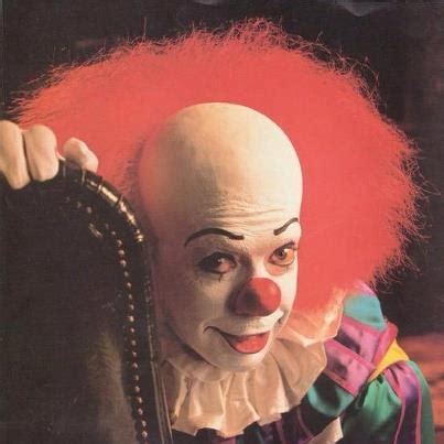 Pennywise | Scary movies, Horror pictures, Pennywise the dancing clown