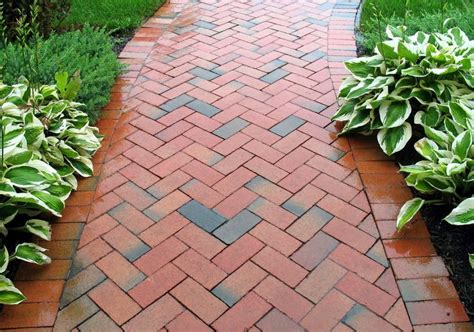 Pin by Isabel Rincon on Casa Colombia | Brick walkway, Brick sidewalk, Brick path