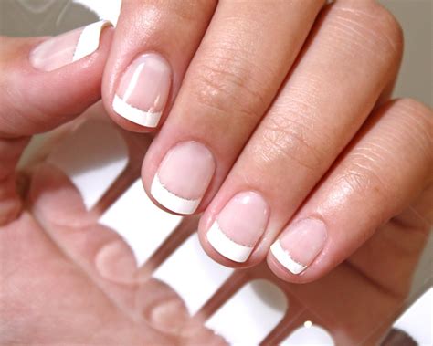 Discover more than 161 gel nail polish french manicure latest - ceg.edu.vn