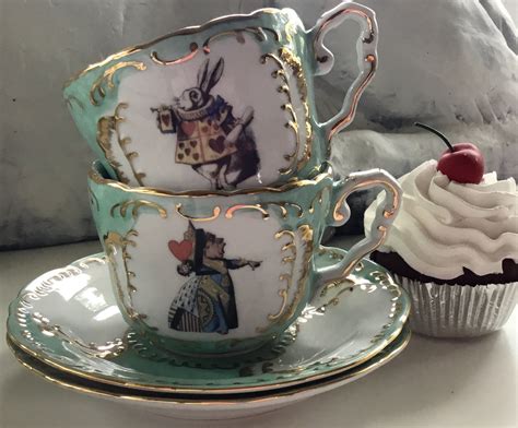 7 or 11-piece Alice in Wonderland Tea Set. Food Safe, Vegan Bone China. - Etsy | Tea pots ...