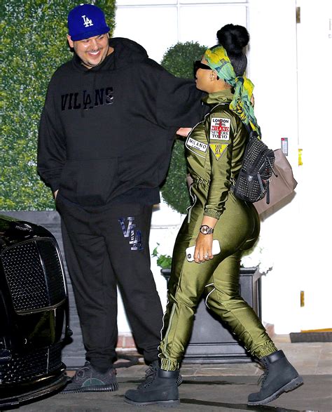 Rob Kardashian, Blac Chyna Show Off Crazy PDA in Public: Photos