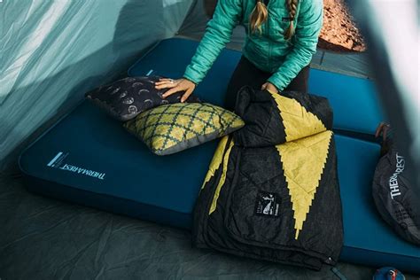 10 Best Camping Pillows of 2021: Lightweight, Compressible, and More ⋆ Outdoor Enthusiast ...